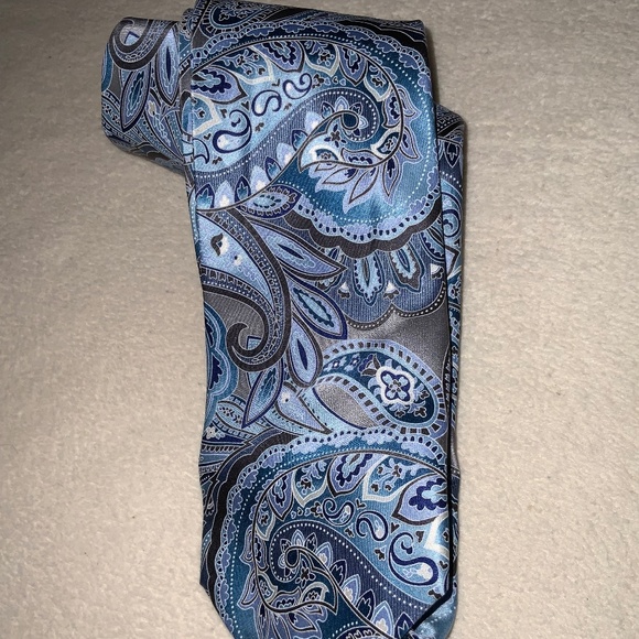 Silk Perry Ellis Portfolio Tie - Picture 1 of 2